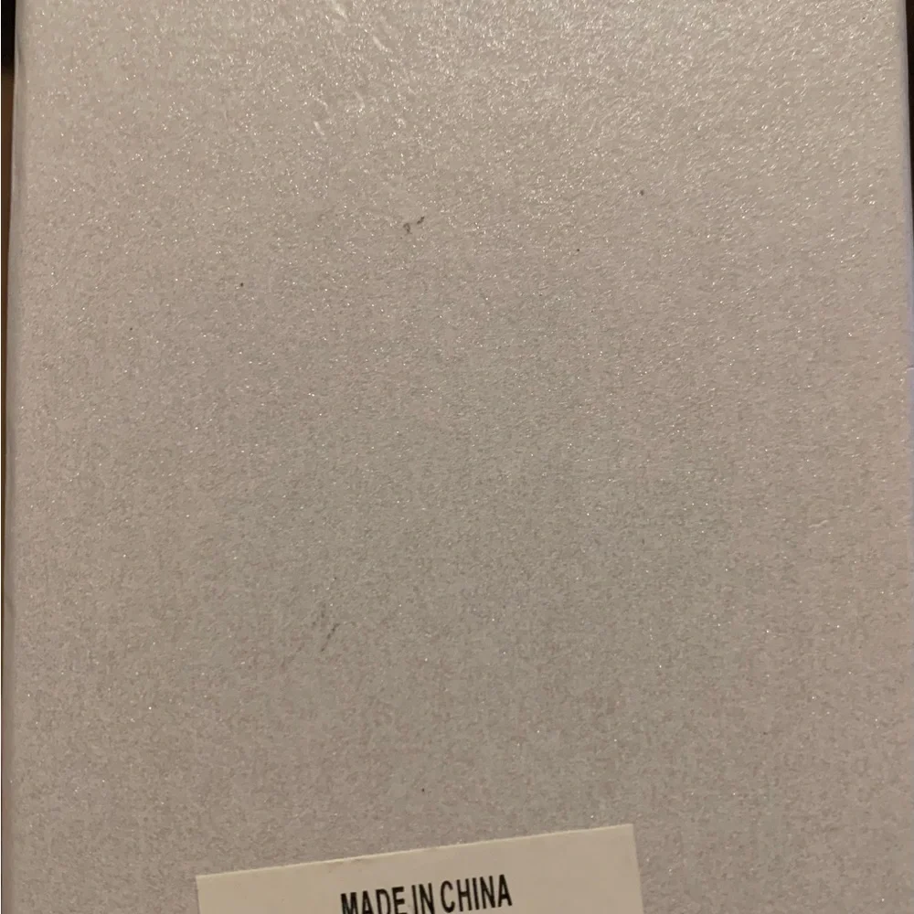 NEW BAUBLEBAR Disney Mickey Mouse Simulated Pearl Bag Charm - Picture 6 of 6